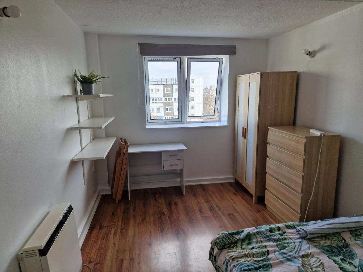 Twin Bed For Guests Apartment London Ngoại thất bức ảnh